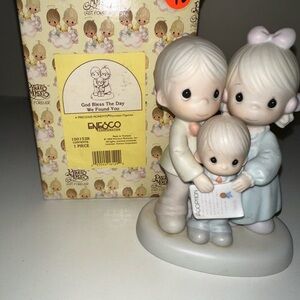 Precious Moments 'God Bless the Day' Figurine Base